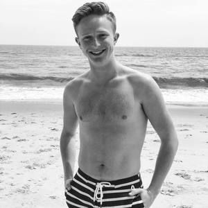 Meet your Posher, Christopher